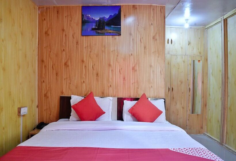 هتل The Shivalaya Retreat With In By Oyo Rooms