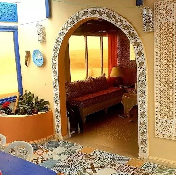 پانسیون Chez Eric