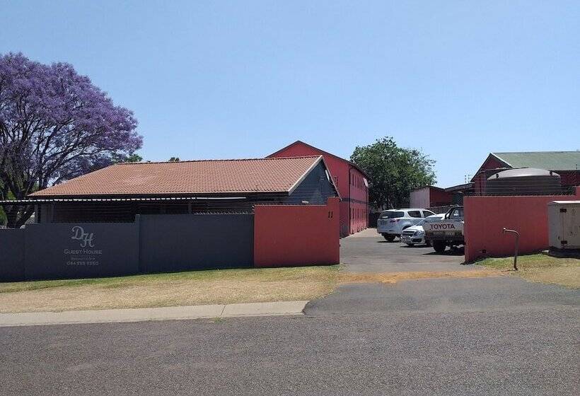 פנסיון Dh Guest House