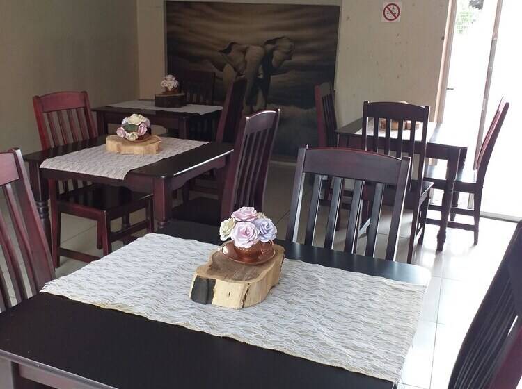 פנסיון Dh Guest House