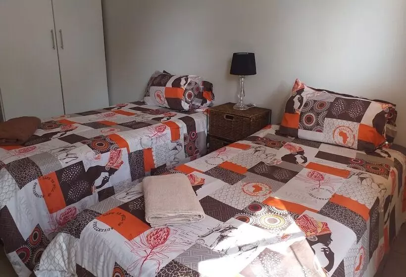 ペンション Dh Guest House