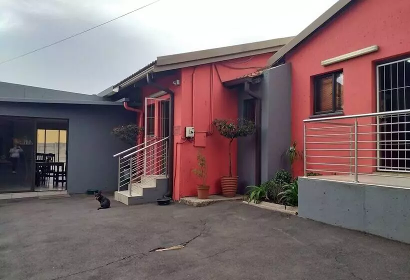 ペンション Dh Guest House