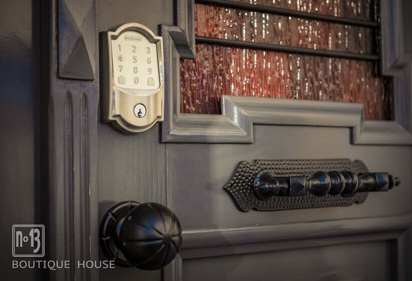 ペンション No13 Boutique House