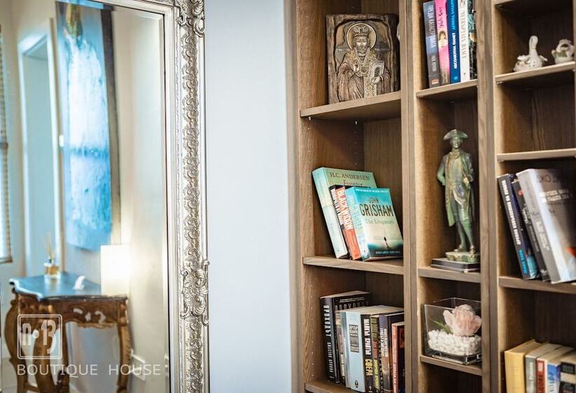 ペンション No13 Boutique House