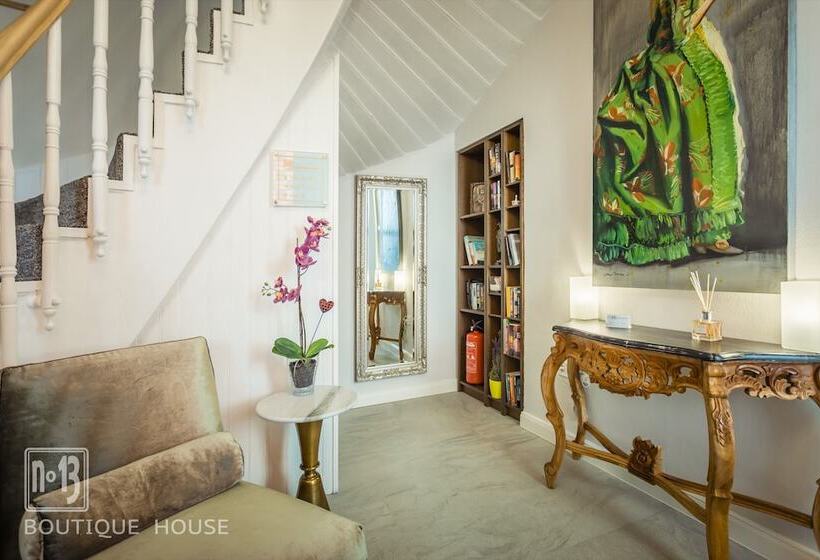 ペンション No13 Boutique House