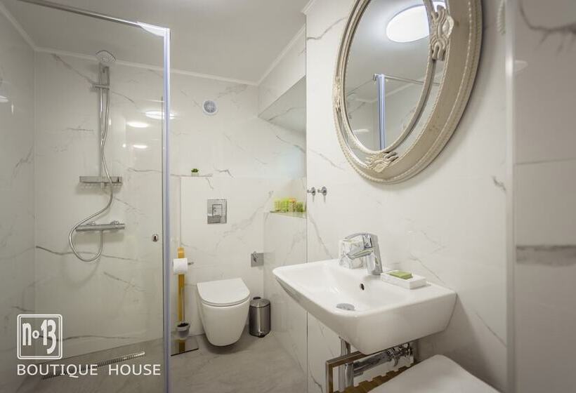 ペンション No13 Boutique House