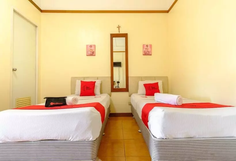 Majatalo Reddoorz @ Ramos Lacson Street