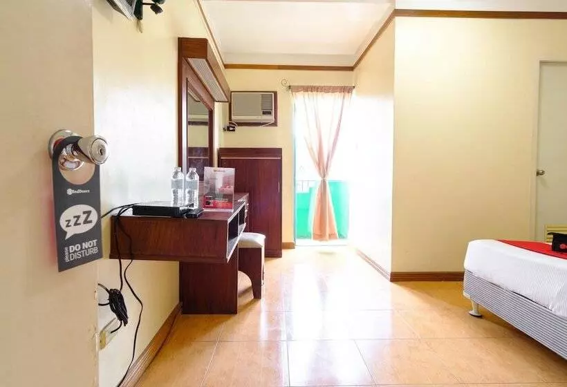 Majatalo Reddoorz @ Ramos Lacson Street