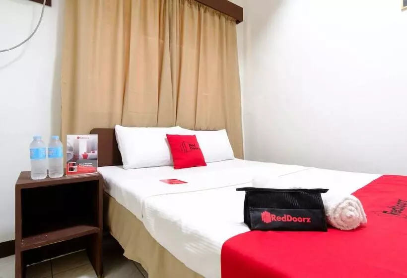 Majatalo Reddoorz @ Ramos Lacson Street