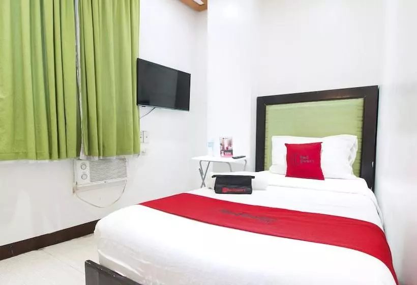 پانسیون Reddoorz @ Real Fatima Tacloban