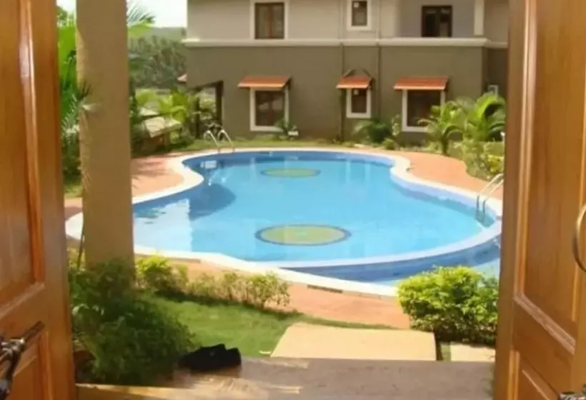 Villa Fountain Court