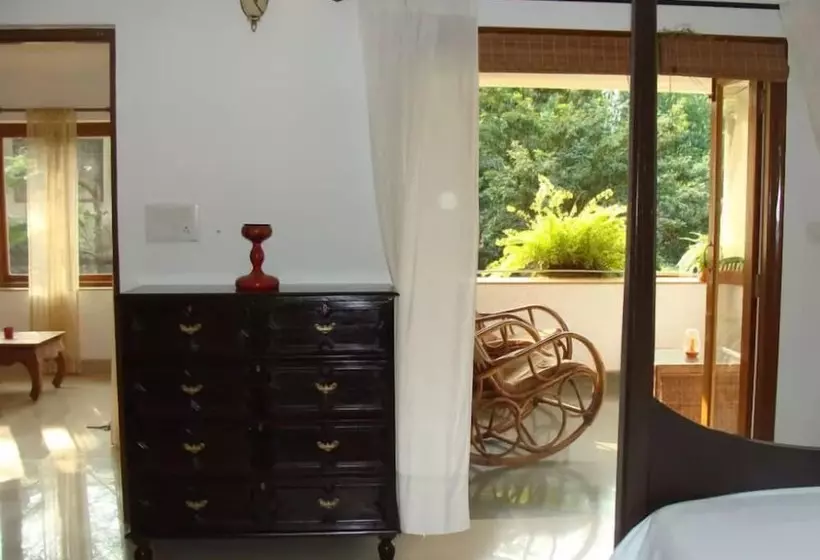 Villa Fountain Court