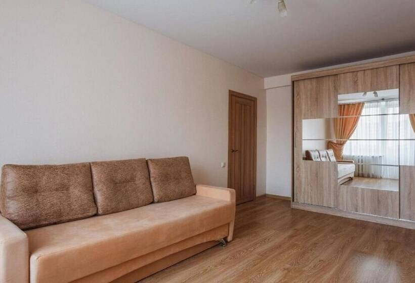 Apartment On Rezervniy Proyezd 2