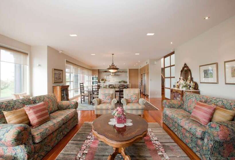 צימר Blackwood House