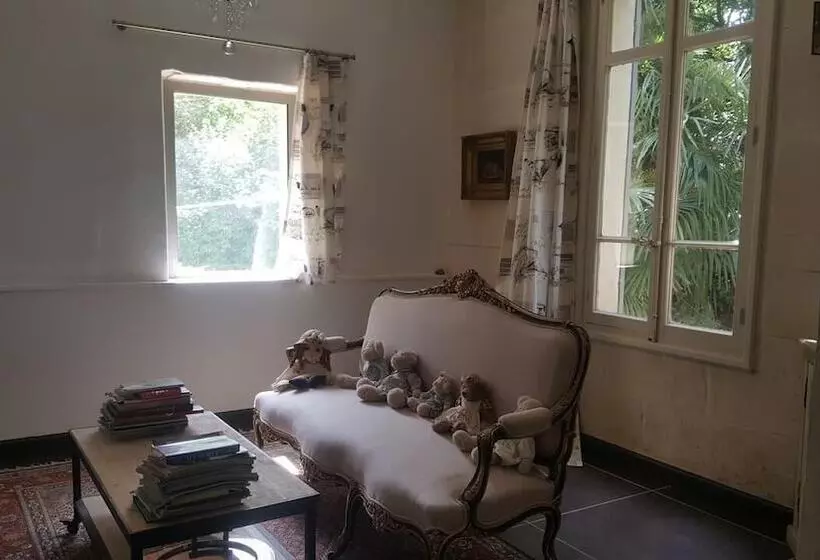 B&b Manoir En Crau