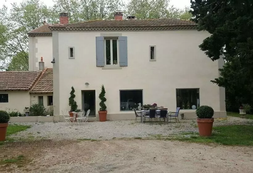 B&b Manoir En Crau