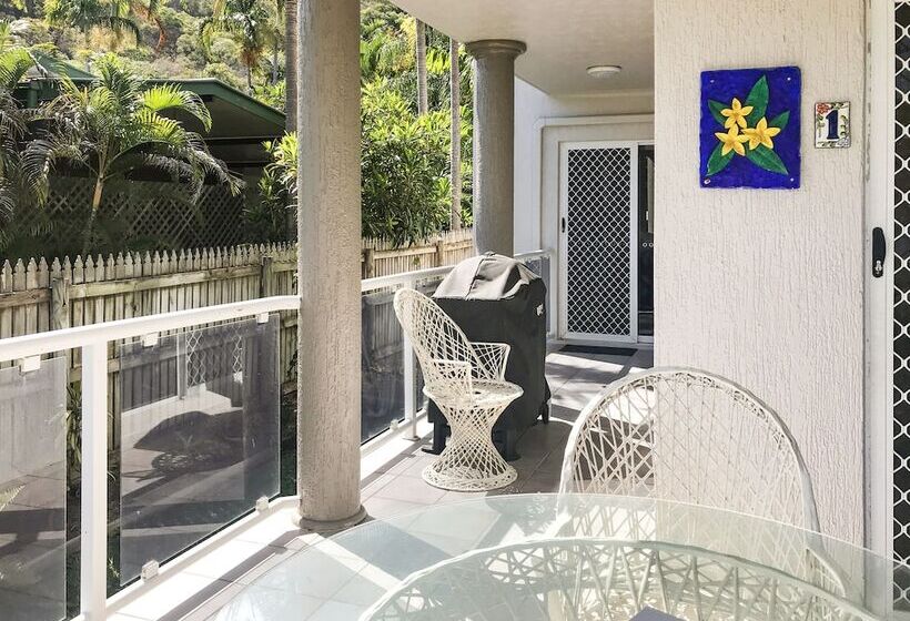 Champagne Apartment 1