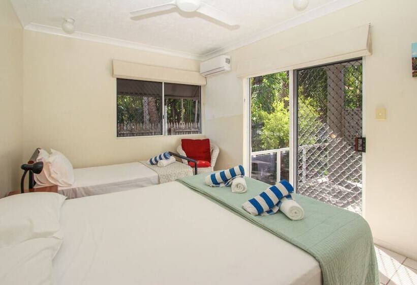 Champagne Apartment 1