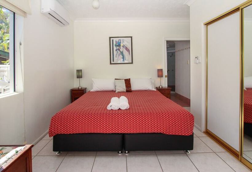 Champagne Apartment 1