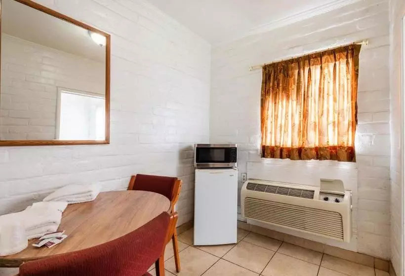 Hotelli Casa Grande Madera Ca  Golden State