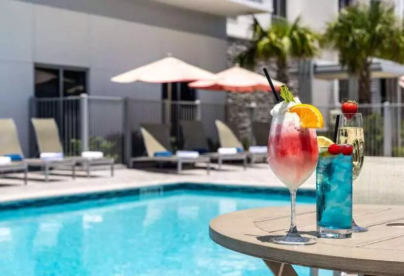 Hotelli Hilton Garden Inn Destin Miramar Beach