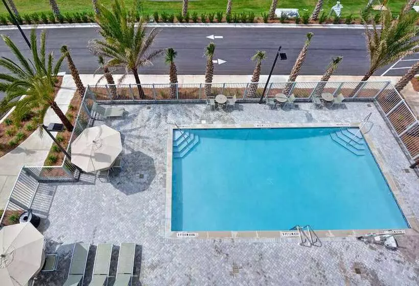 Hotelli Hilton Garden Inn Destin Miramar Beach