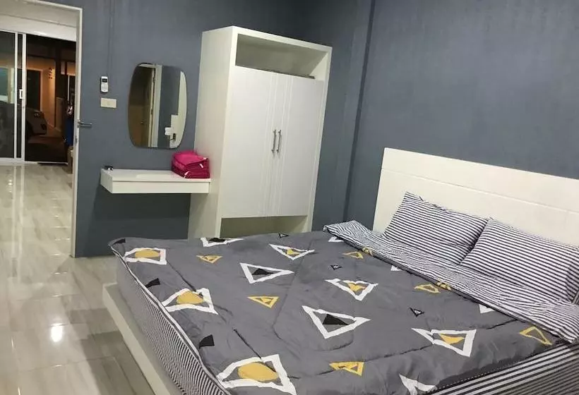 هتل Jp House