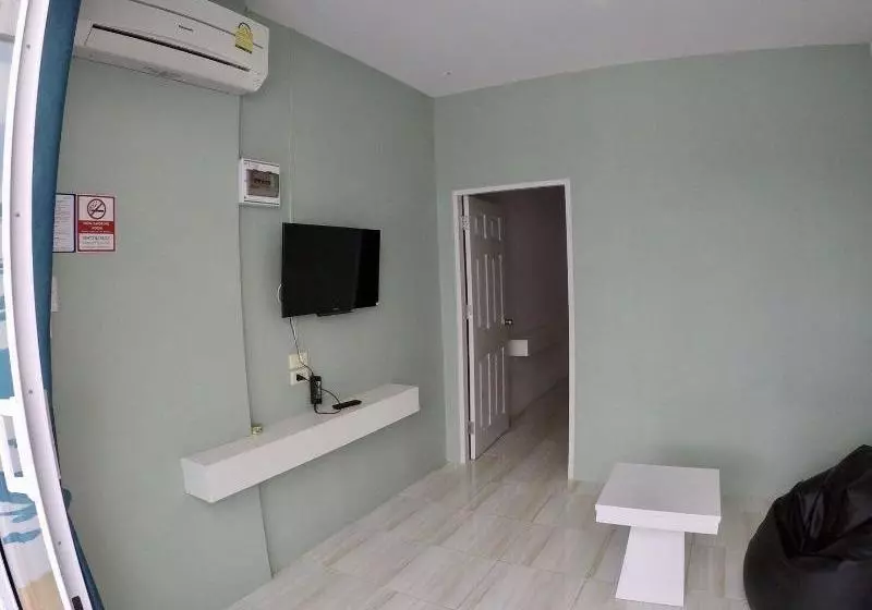 هتل Jp House