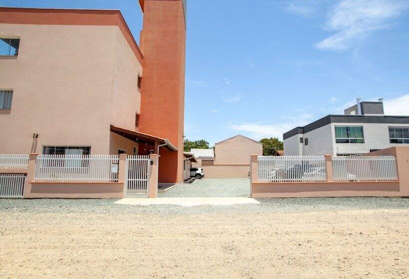 هتل Pousada Aconchego