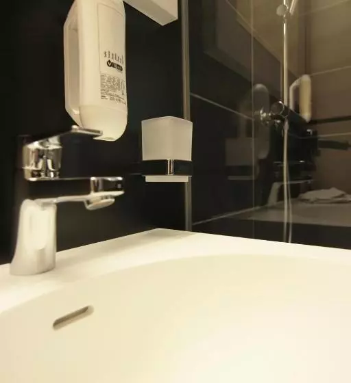 Nu Hotel By Wmm Hotels