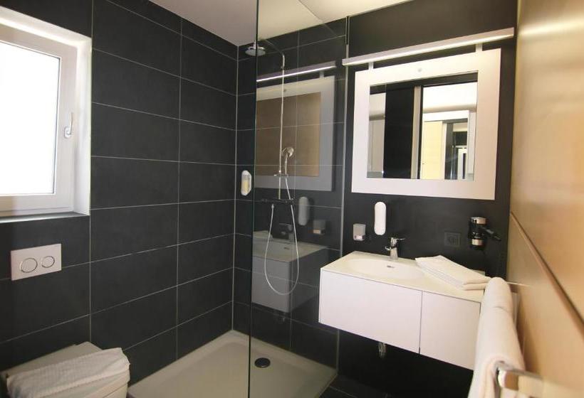 Nu Hotel By Wmm Hotels