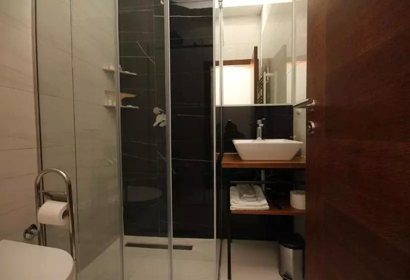 پانسیون Vila Alexandra