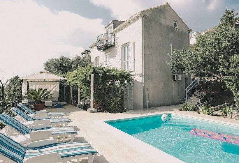 Villa Marghareta 1   Apartment Margaretha