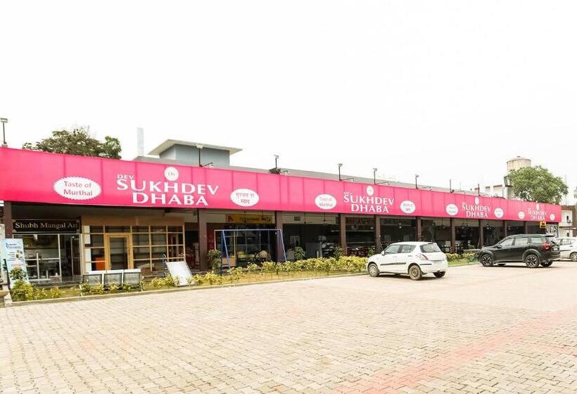 هتل Oyo 61617 Dev Sukhdev Palace