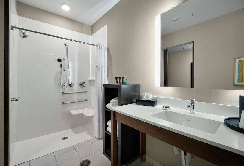 فندق Wingate By Wyndham Hurricane Wv