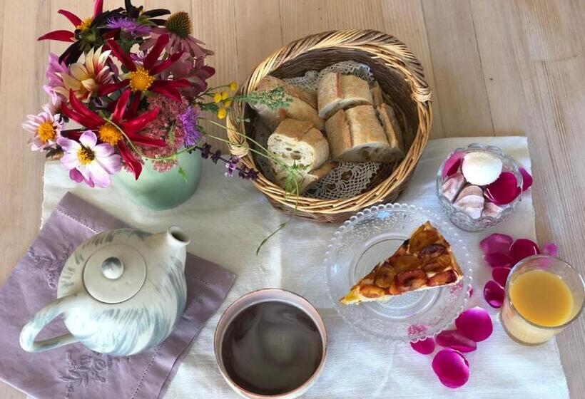 مبيت وإفطار Rejaillir