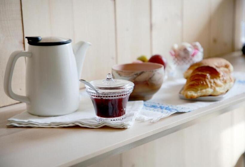 مبيت وإفطار Rejaillir