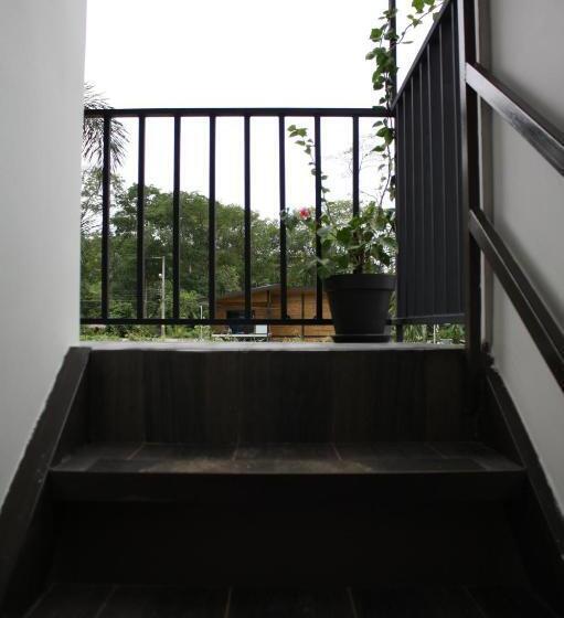 בית מלון כפרי Daleese