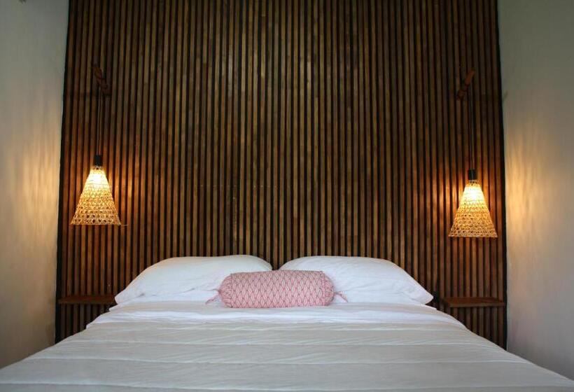 בית מלון כפרי Daleese