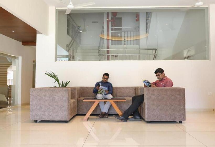 فندق Dhanya Residency