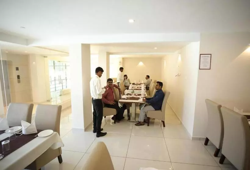 Hotelli Dhanya Residency