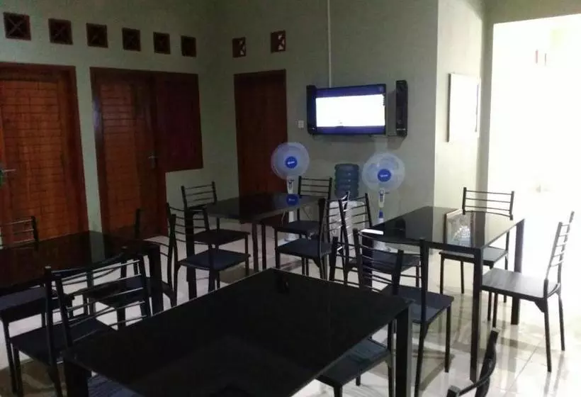 Hotelli Spot On 2806 Wisma Syariah