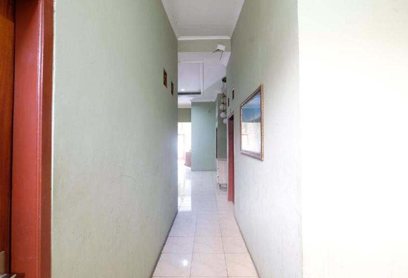 هتل Spot On 2806 Wisma Syariah