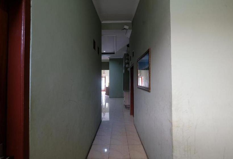 هتل Spot On 2806 Wisma Syariah