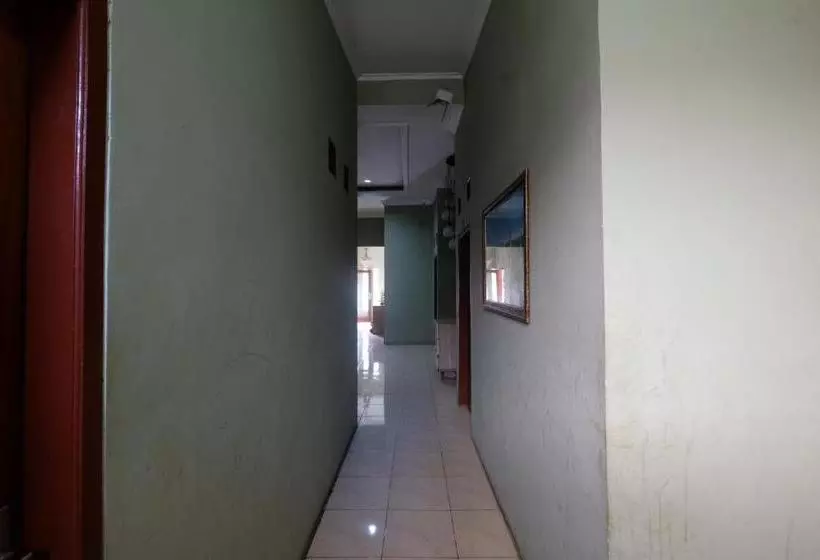 Hotelli Spot On 2806 Wisma Syariah