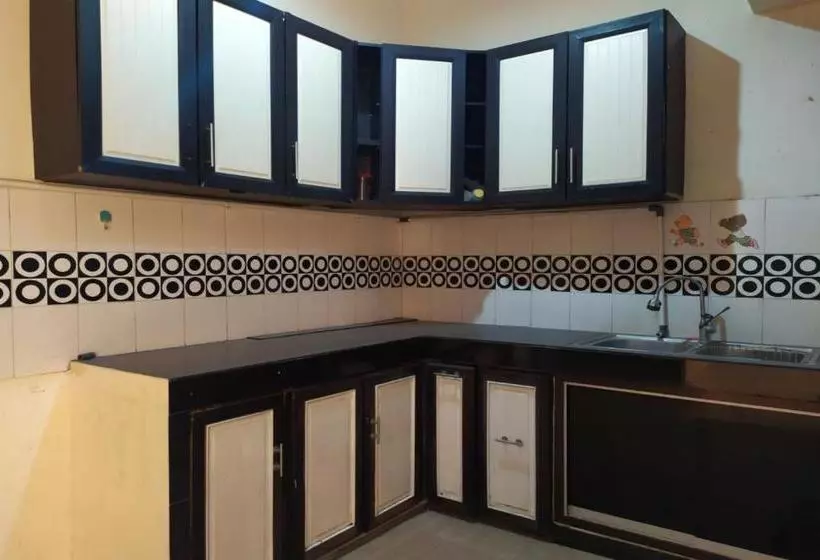 Hotel Oyo 2833 Kost Harmony