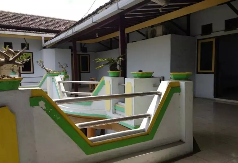 Hotel Spot On 2717  Angsa Lestari