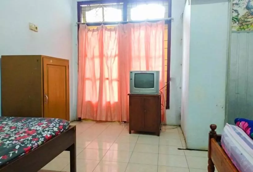 Hotel Spot On 2717  Angsa Lestari