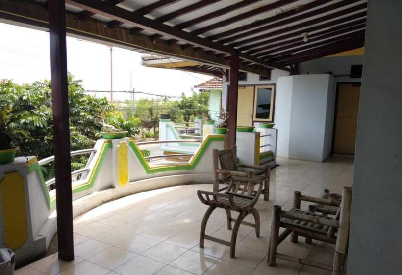 فندق Spot On 2717  Angsa Lestari