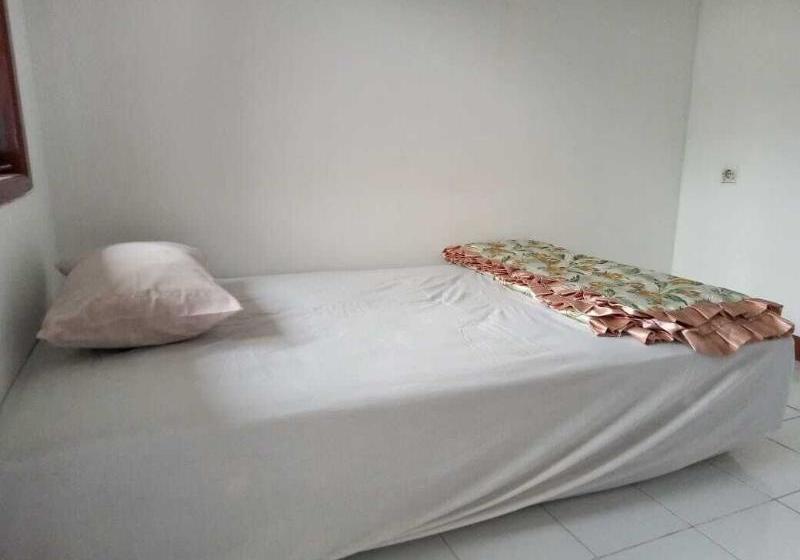 Hôtel Spot On 2800 Kos Bu Darma Syariah